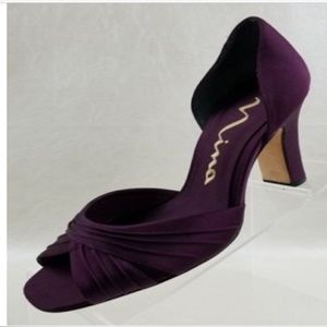 Nina Satin Open Toe Burgundy Block Heels Size 9.5M